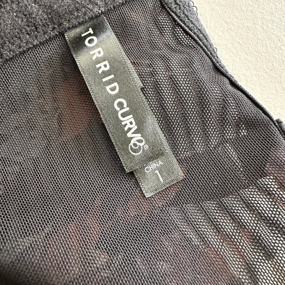 Torrid Curve Longline Bralette XL Floral Black Cap Sleeve Drawstring Mesh Bow - Picture 5 of 7